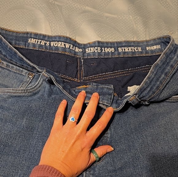 Moved To Booth - Picture 3 of 4